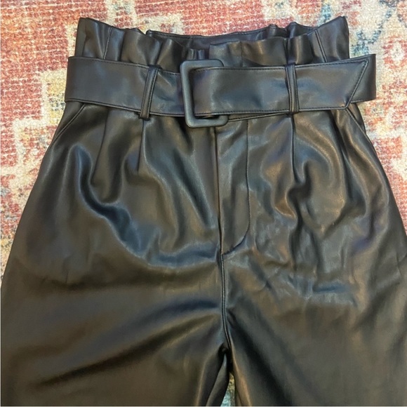 H&M HIGH-WAIST FAUX-LEATHER PANTS SIZE 2
WITH BELT - Picture 2 of 7